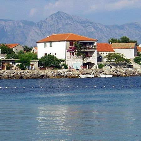 Apartments Bartul Sućuraj Exteriér fotografie