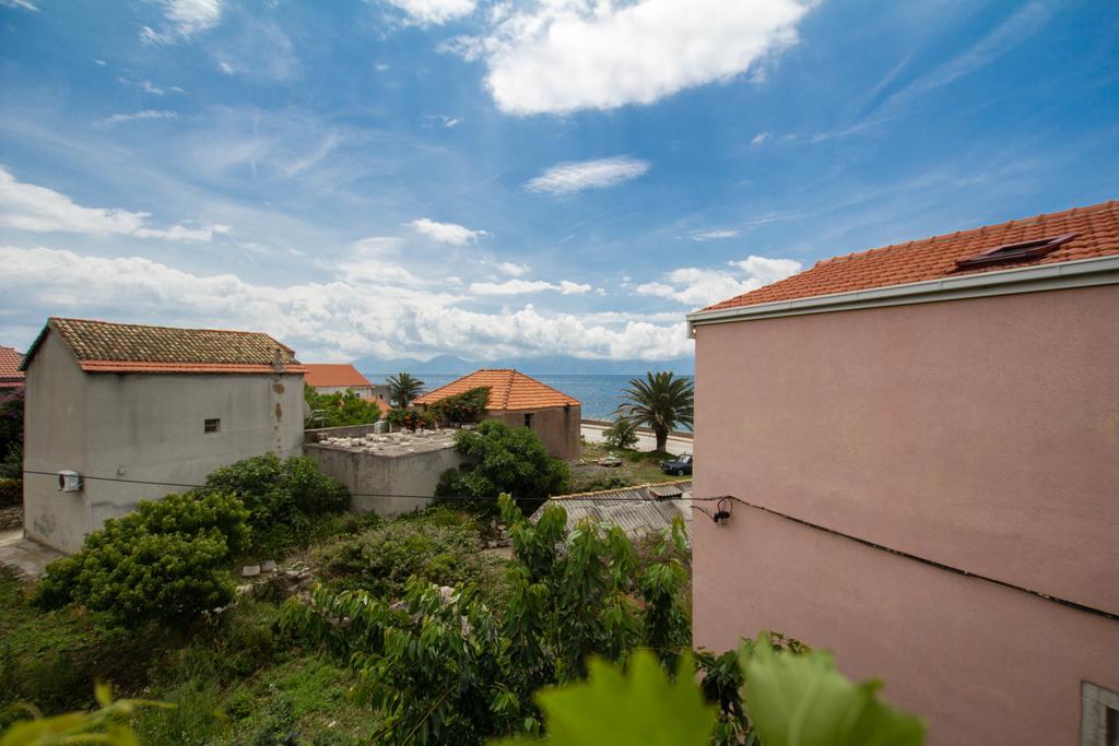 Apartments Bartul Sućuraj Exteriér fotografie