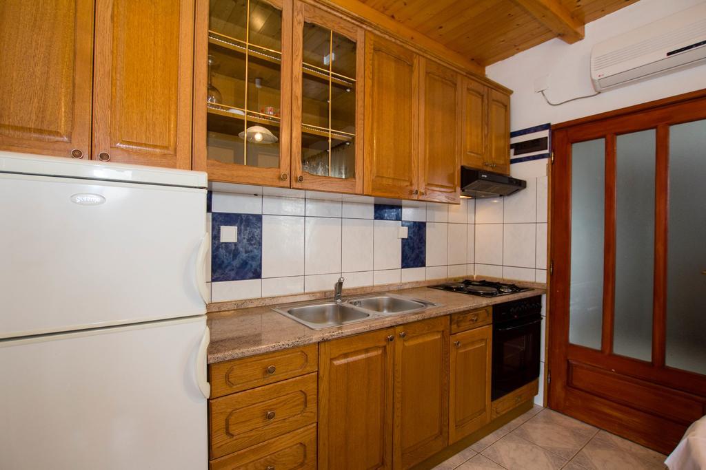 Apartments Bartul Sućuraj Exteriér fotografie
