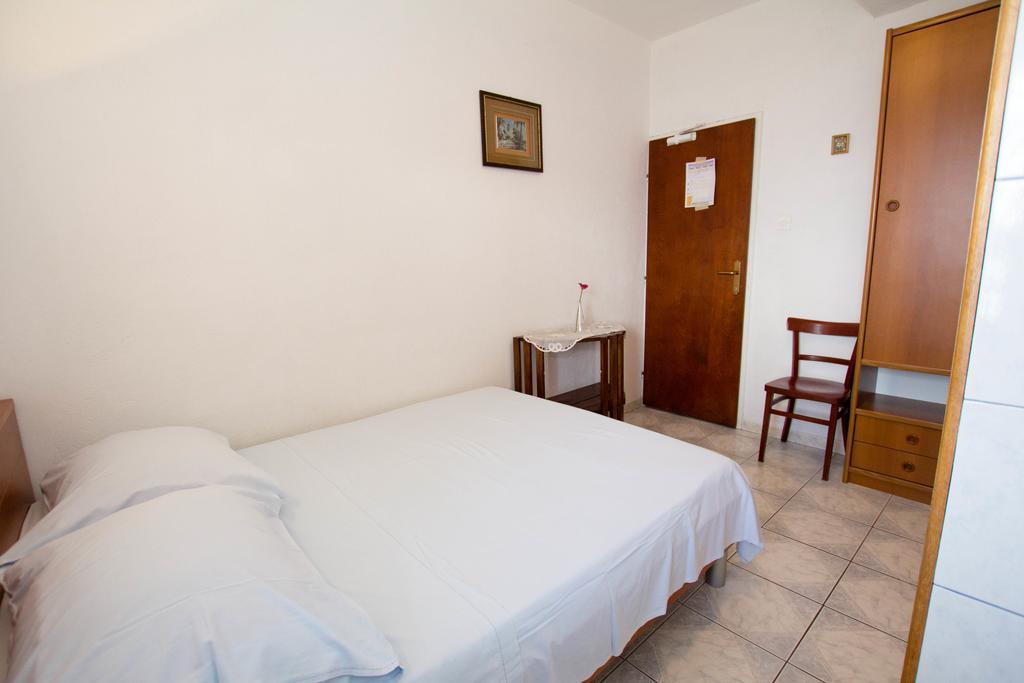 Apartments Bartul Sućuraj Exteriér fotografie