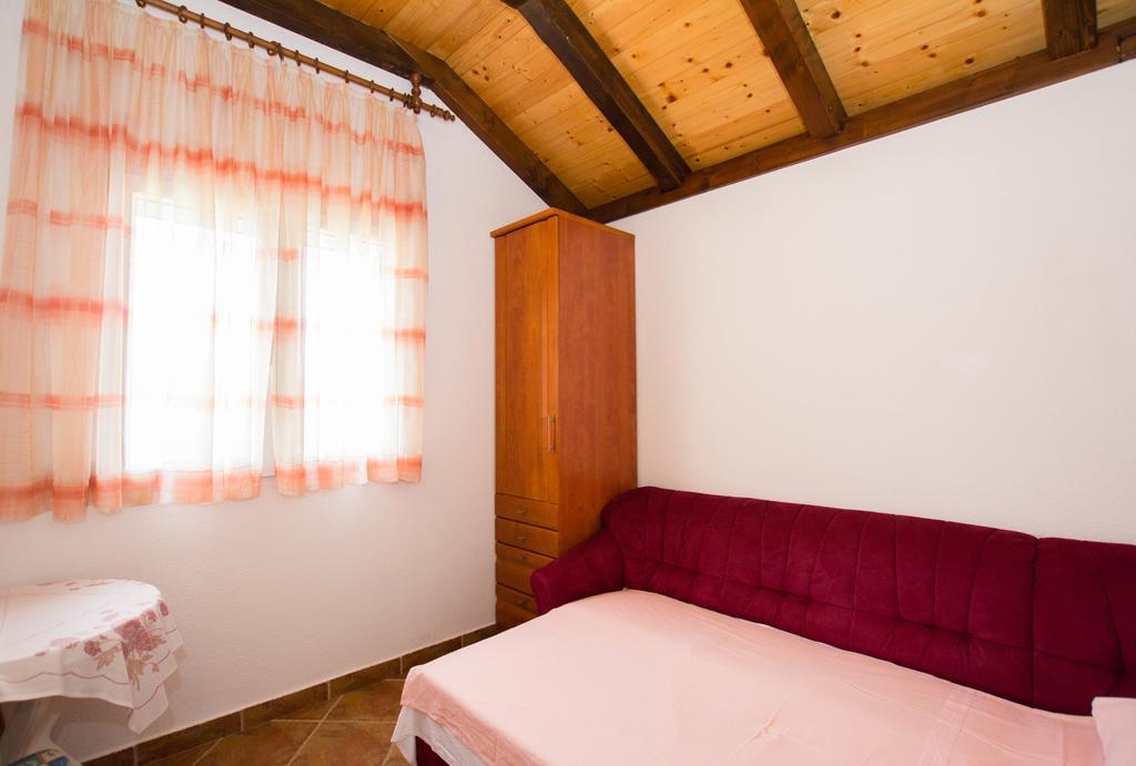 Apartments Bartul Sućuraj Exteriér fotografie